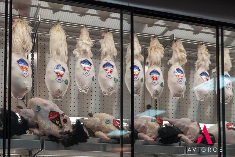 CHAPON DE BRESSE A.O.P ROULE DANS LE TROCHON