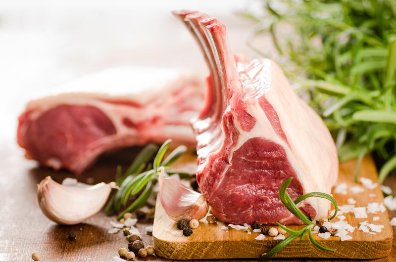 PÂQUES AGNEAU DE LAIT