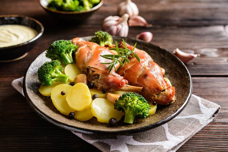 Les cuisses de lapin sélectionnées par Avigros pour les professionnels à Rungis, Paris et Île-de-France