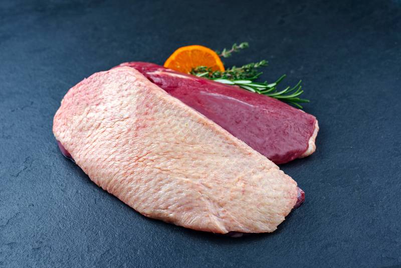 FILET DE CANARD OU CANETTE DE BARBARIE